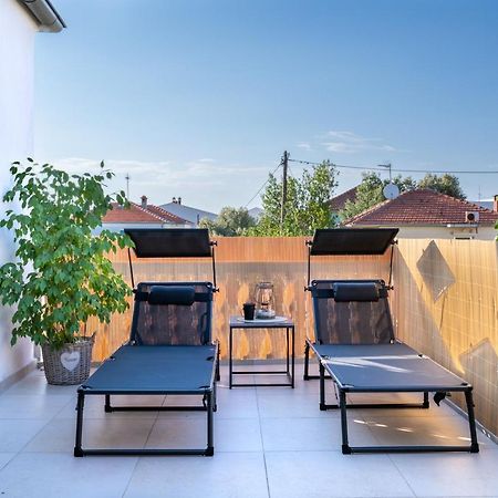 Apartment Paula With Private Jacuzzi And Parking- Near The Beach Zadar Eksteriør billede
