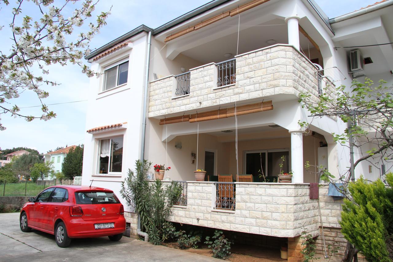 Apartment Paula With Private Jacuzzi And Parking- Near The Beach Zadar Eksteriør billede