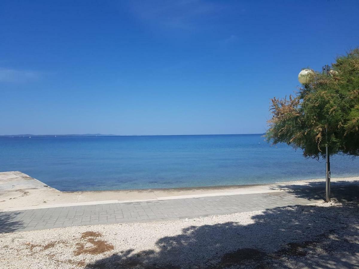 Apartment Paula With Private Jacuzzi And Parking- Near The Beach Zadar Eksteriør billede